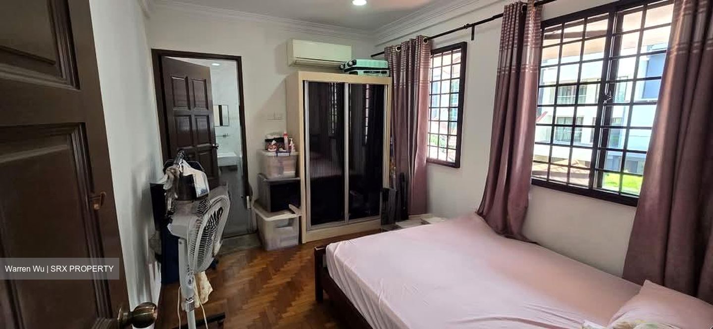 Simon Road (D19), Terrace #547608201